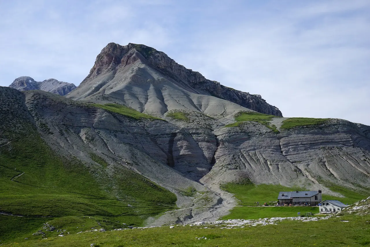 Der Puezkofel über dem Hochtal